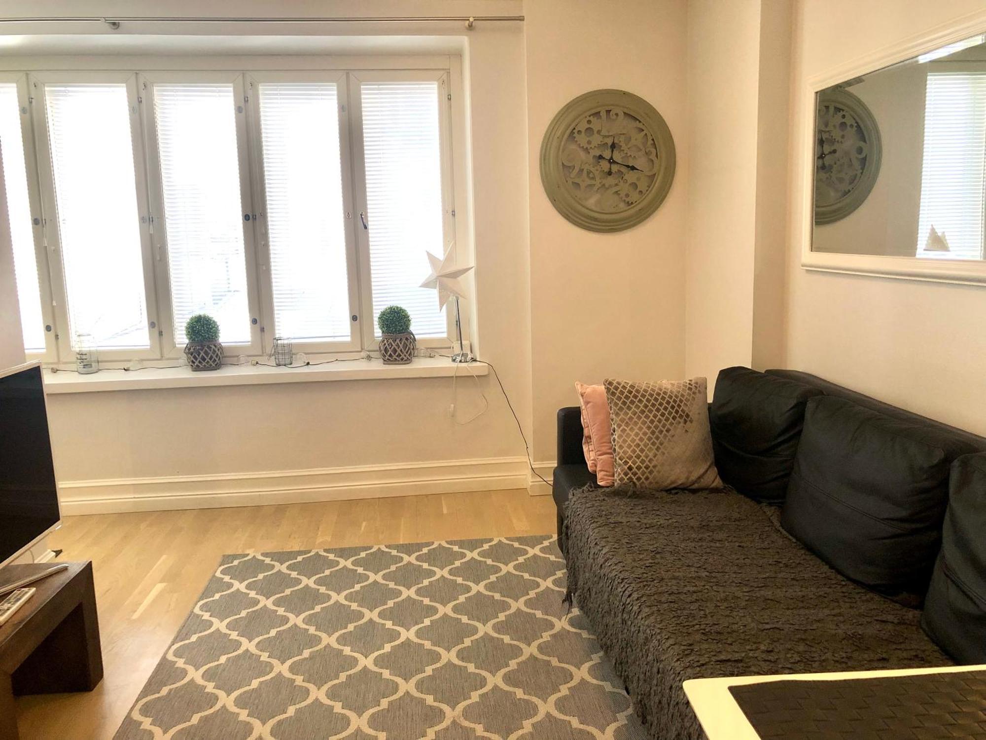 Scandinavian Home In Heard City ヘルシンキ エクステリア 写真